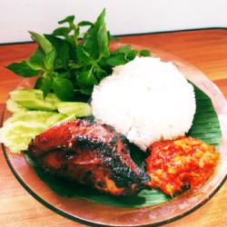 Timbel Ayam Bakar Sambel Cobek