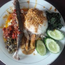 Nasi Ikan Kembung