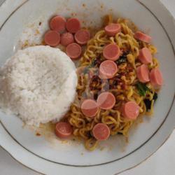 Nasi Mie Goreng Sosis