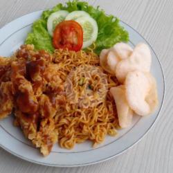 Mie Goreng With Chicken Teriyaki