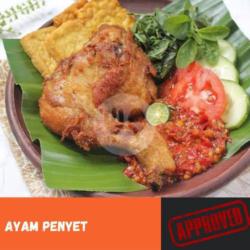 Ayam Penyet Sambel Plecing