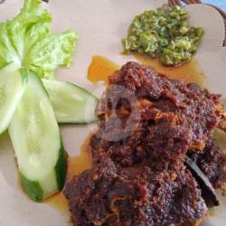 Bebek Bumbu Hitam Pedas