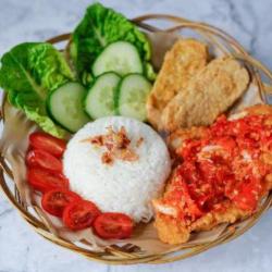 Nasi Ayam Geprek Khas Mas Candra