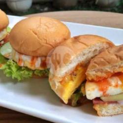 Burger Telor   Keju