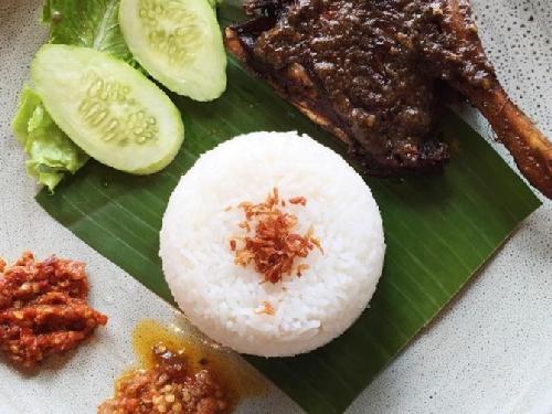 Nasi Bebek Khas Madura & Ayam Penyet Sambal Ijo Cak Suki, Bekasi Selatan