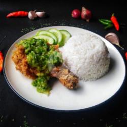 Paket Ayam Geprek Sambel Ijo Paha Atas