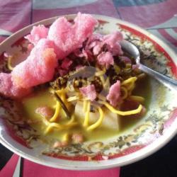 Lontong Gulai Paku (pakis)   Mie Kuning