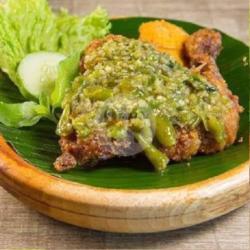 Ayam Penyet Sambel Ijo