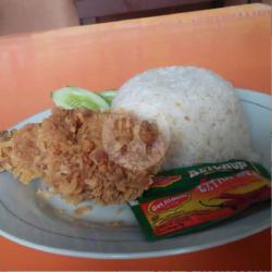 Nasi Fried Chicken Dada