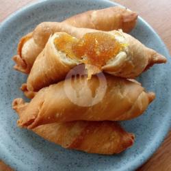 Pisang Molen Nanas (10)