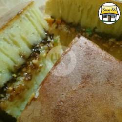 Terang Bulan Coklat Kacang
