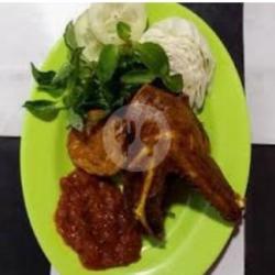 Pecel Bebek Sambel Lalap