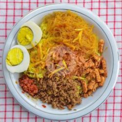 Nasi Kuning Istimewa