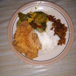 Nasi Sayur   Ayam Cryspy