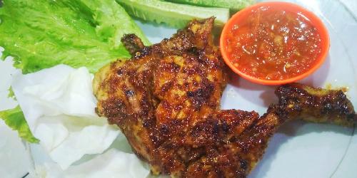 Seafood Dan Ayam Bakar Anda, Rawalumbu