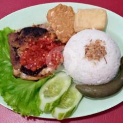 Ayam Bakar Geprek (sambal Bawang   Terasi)   Nasi Jumbo