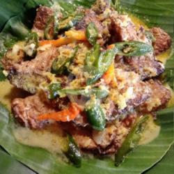 Ikan Manyung Asap Bumbu Kuning (kotokan)