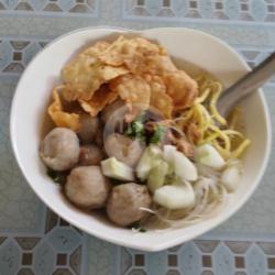 Paket Murah (bakso Sapi   Pangsit  Plus  Es Teh)