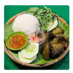 Nasi Ati Ampla Ayam Bumbu Hitam