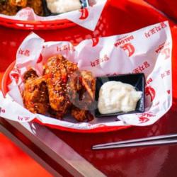 Hongdae Fire Chicken Wing - 8 Pcs