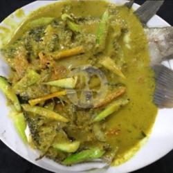 Ikan Gurame Tim Nyonya