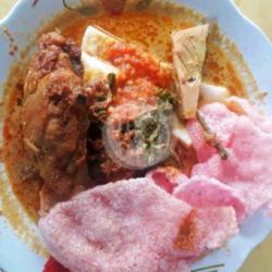 Ketupat Sayur  Ayam Komplit Kerupuk Dan Sambal Free Gorengan!!!