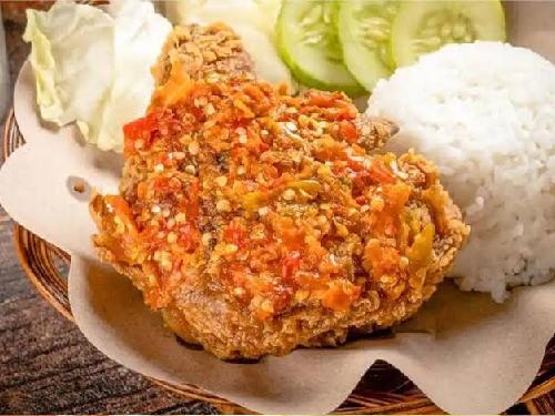 AYAM GEPREK DAPUR SAKURA, Lapai