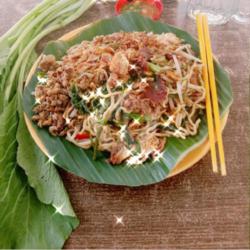 Mie Goreng Jumbo Kangkung Belacan Telur Ayam