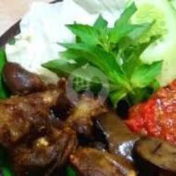 - Nasi Lalapan Ati Rempelo Ayam