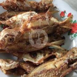 Goreng Ikan Asin Selar