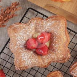 Strawberry Danish Puff