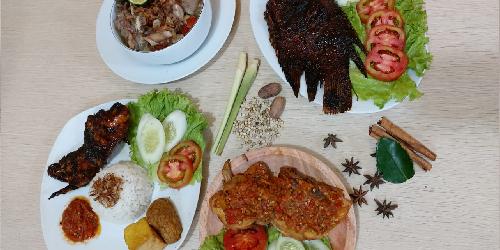 Ayam Bakar & Seafood Podomoro Tirus, Tegal