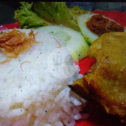 Nasi Uduk Ayam