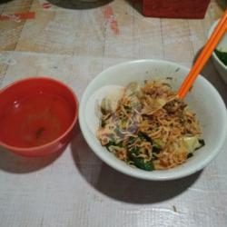 Mie Pangsit Ayam Bakso