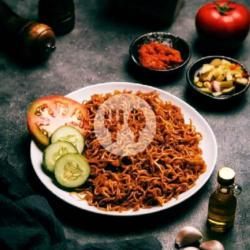 Mie Goreng Bumbu Kebuli Ayam Suwir