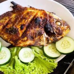 Ikan Kuwe Bakar