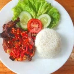 Nasi Ayam Bakar Geprek