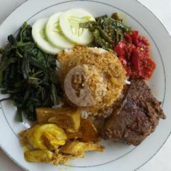 Nasi Rendang Ati Sapi