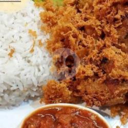 Paket Nasi Ayam Kremes Dada