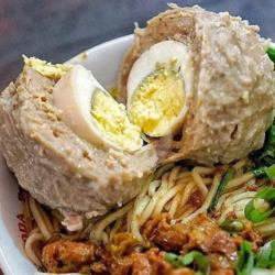 Mie Ayam Pake Bakso Telor