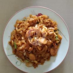 Kwetiaw Goreng Kambing