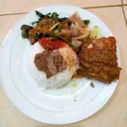 Nasi Sayur   Ayam Gulai Rendang