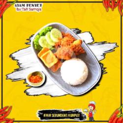 Paket Ayam Serundeng Kumplit