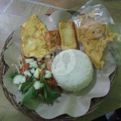 Pecel Madiun   Tahu Tempe Telur