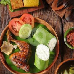 Nasi Timbel Ayam Goreng
