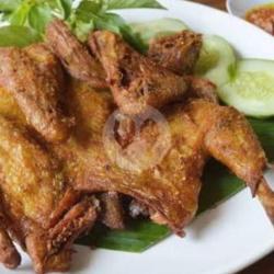 Ayam Utuh Goreng Kalasan