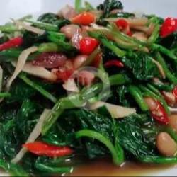 Cah Kangkung Tauco Pedas