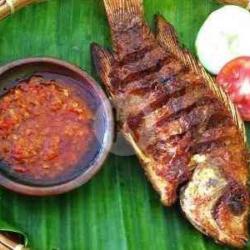 Nasi Ikan Nila Bakar Penyet