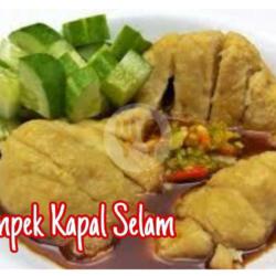 Pempek Kapal Selam   Lenjer   Pempek Kulit