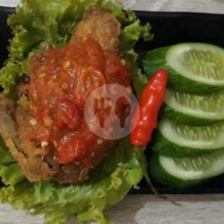 Ayam Penyet Ceuceu